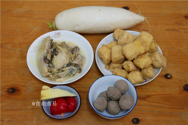 油豆腐牛筋丸蘿卜煲的做法-家常味煲菜譜