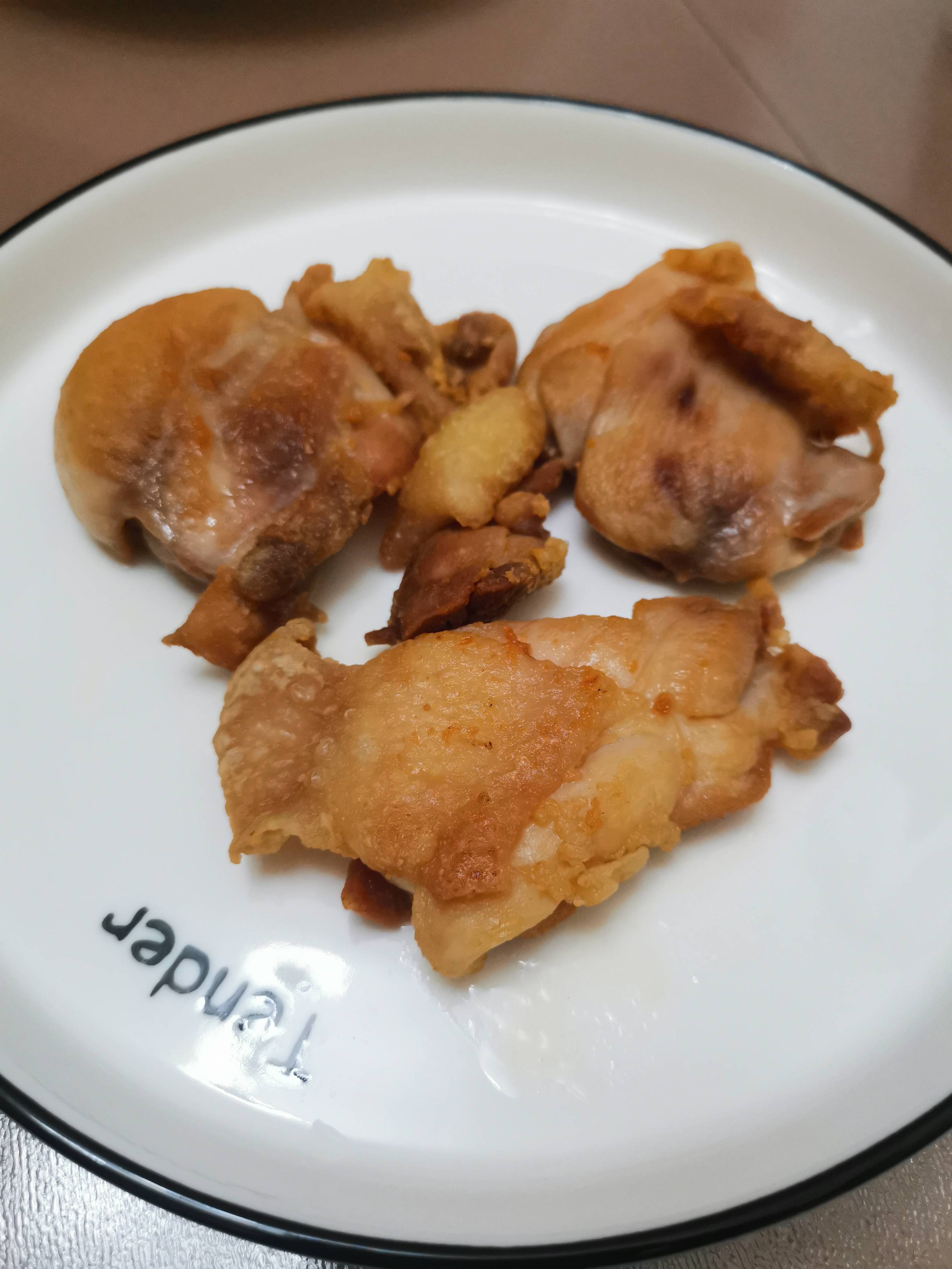 鹽煎雞扒的做法-咸鮮味煎菜譜-易網健康養生網 鹽煎雞扒的做法-咸鮮味煎菜譜