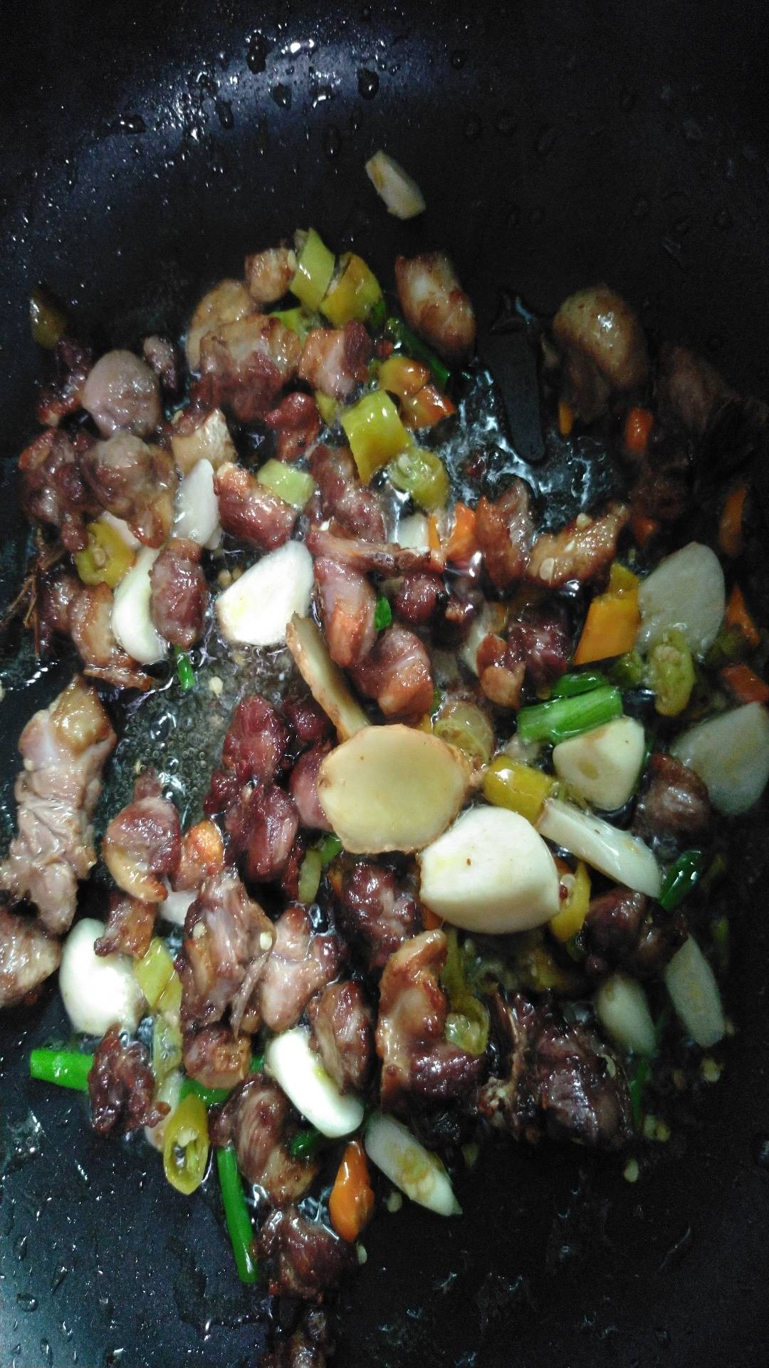 鴨肉香鍋的做法-香辣味炒菜譜