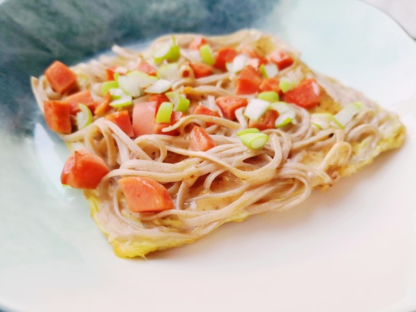 蕎麥面條雞蛋餅的做法-家常味煎菜譜