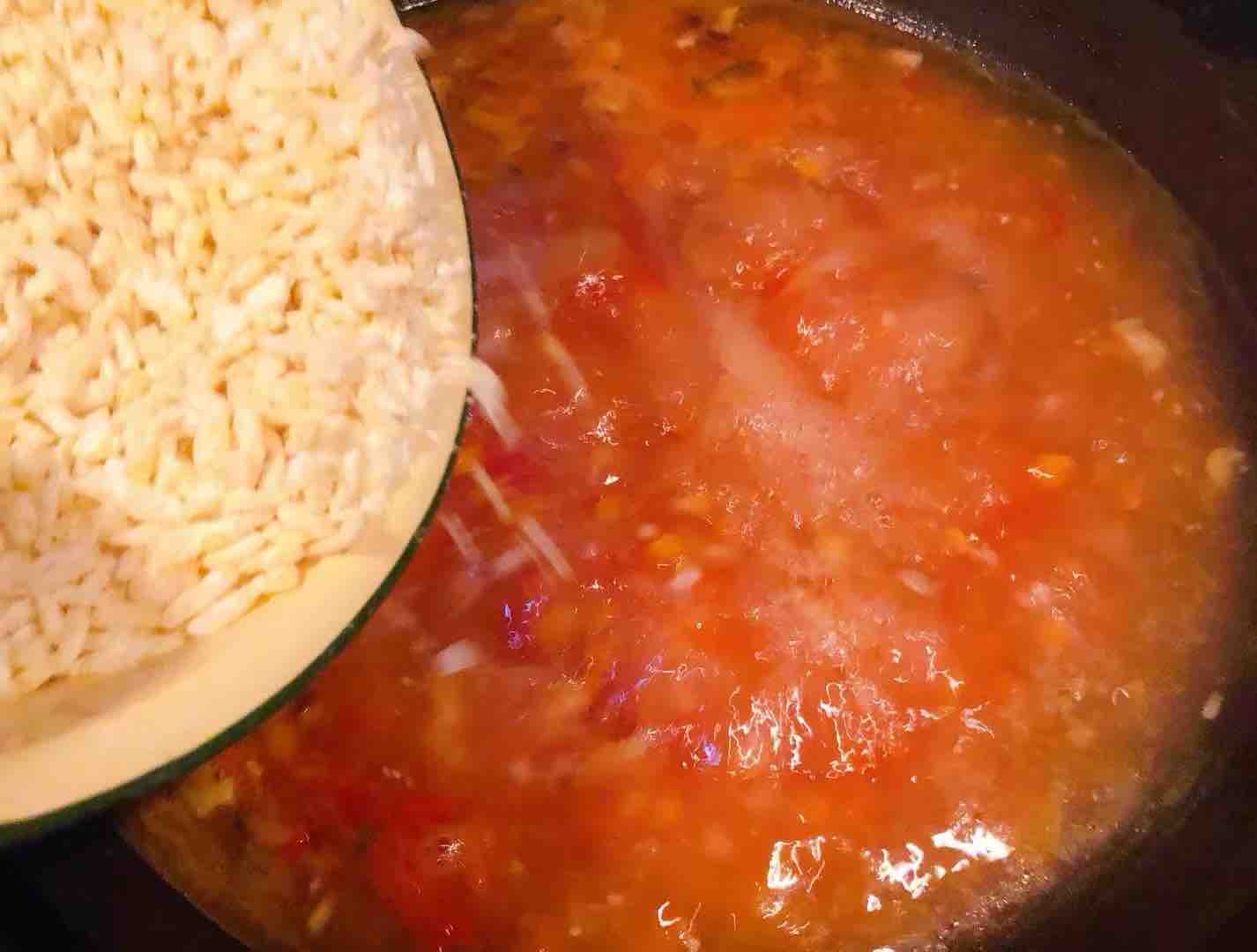 西紅柿香菇芹菜葉豬肉疙瘩湯的做法-家常味煮菜譜