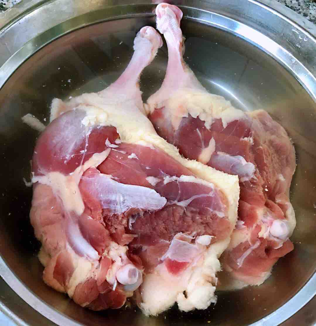 紅燒鴨腿的做法-咸鮮味燒菜譜
