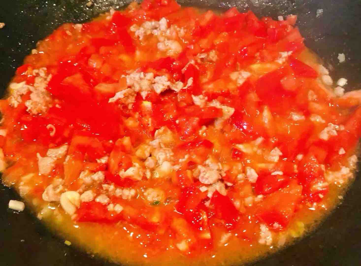西紅柿香菇芹菜葉豬肉疙瘩湯的做法-家常味煮菜譜