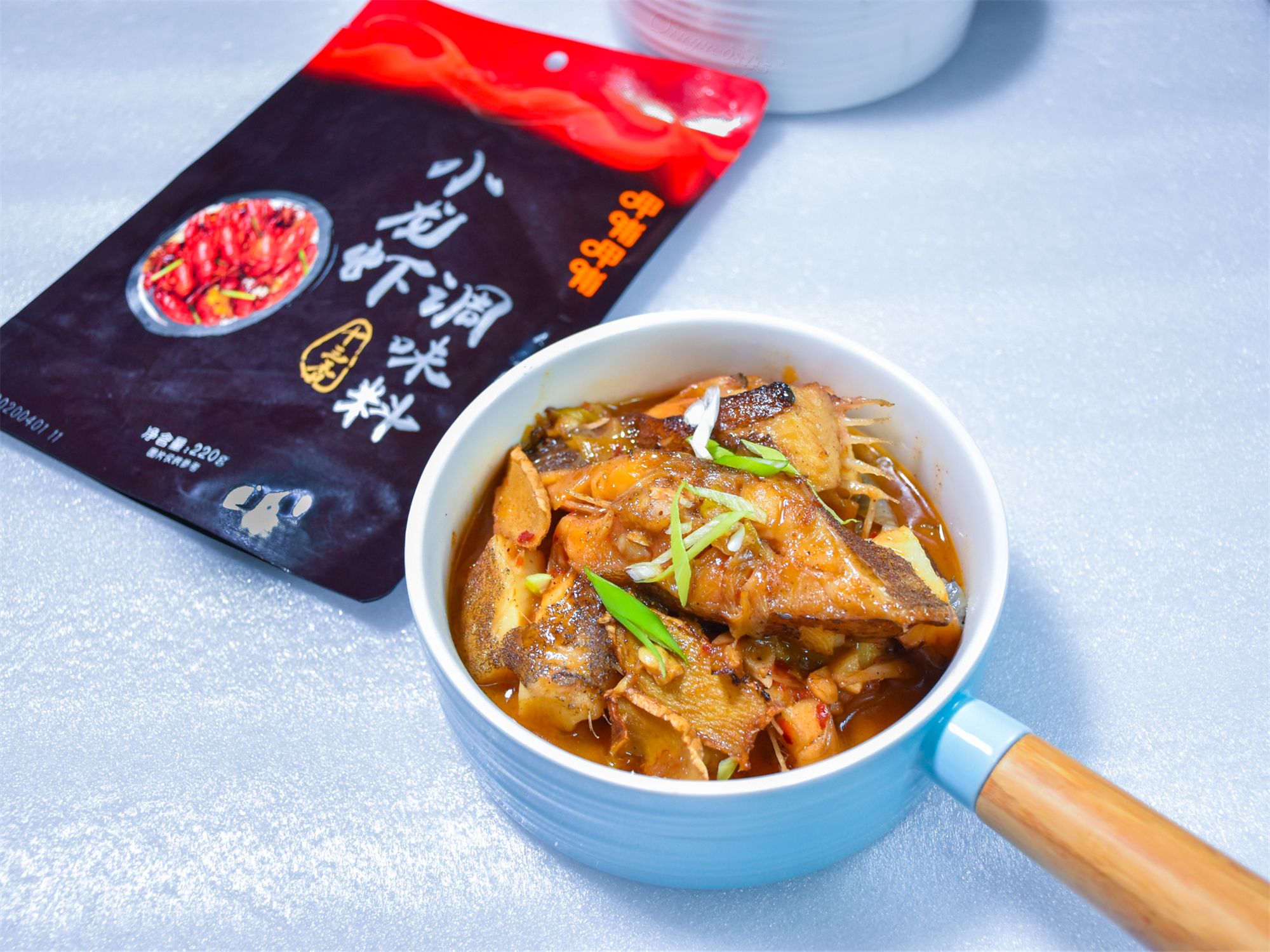 燉魚塊兒的做法-咸鮮味燉菜譜-易網健康養生網 燉魚塊兒的做法-咸鮮味燉菜譜