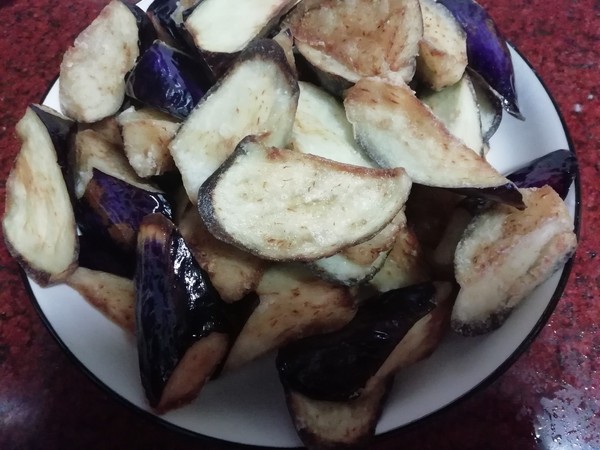 魚香茄子的做法-酸甜味炒菜譜