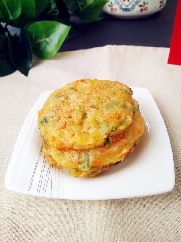 芹菜葉胡蘿卜小餅的做法-家常味煎菜譜-易網(wǎng)健康養(yǎng)生網(wǎng) 芹菜葉胡蘿卜小餅的做法-家常味煎菜譜