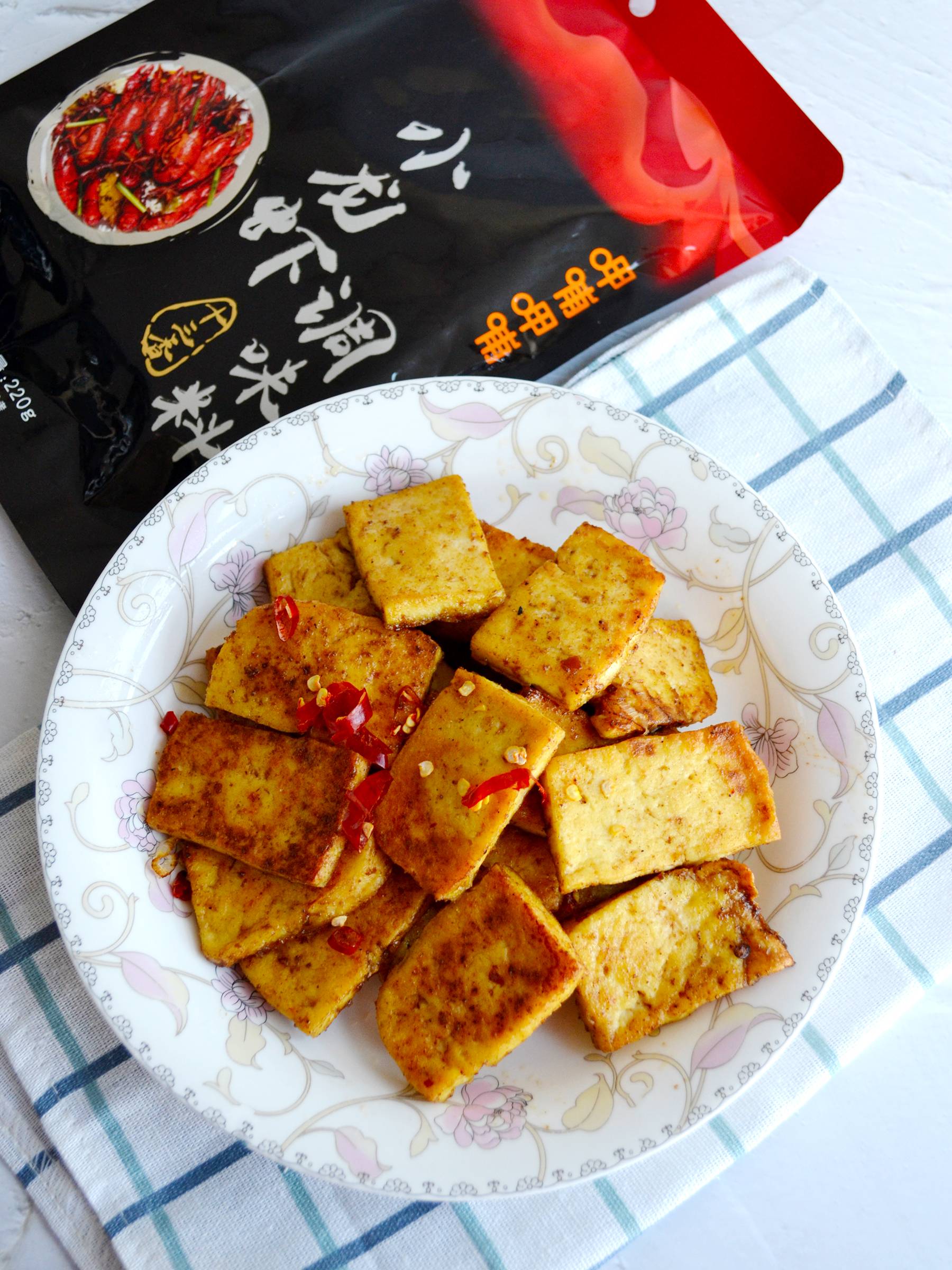 麻辣脆皮豆腐的做法-麻辣味炒菜譜-易網健康養生網 麻辣脆皮豆腐的做法-麻辣味炒菜譜