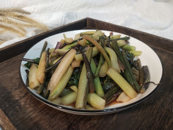 酸辣菜苔的做法-酸辣味炒菜譜-易網健康養生網 酸辣菜苔的做法-酸辣味炒菜譜