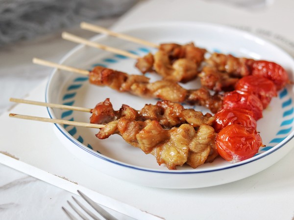 烤雞肉串(空氣炸鍋)的做法-家常味烤菜譜-易網(wǎng)健康養(yǎng)生網(wǎng) 烤雞肉串(空氣炸鍋)的做法-家常味烤菜譜