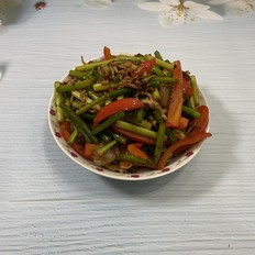 蒜苔炒肉的做法-醬香味炒菜譜