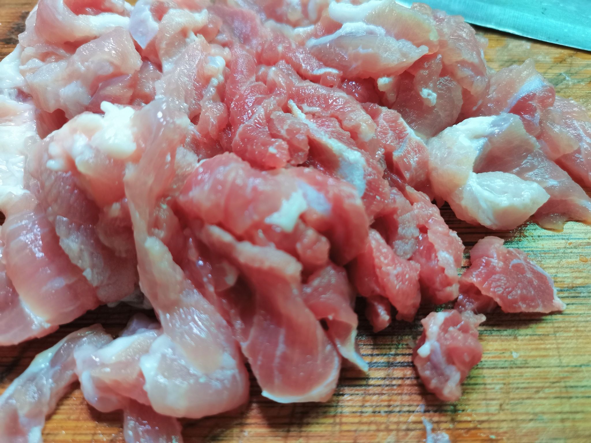 土豆炒肉的做法-家常味炒菜譜