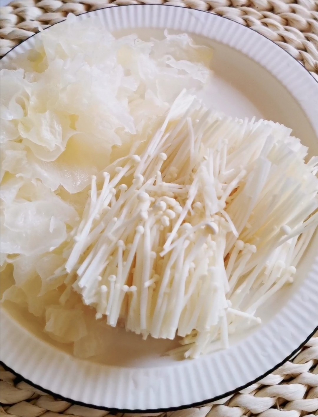 低脂低卡營(yíng)養(yǎng)美味的什錦大拌菜的做法-酸辣味拌菜譜