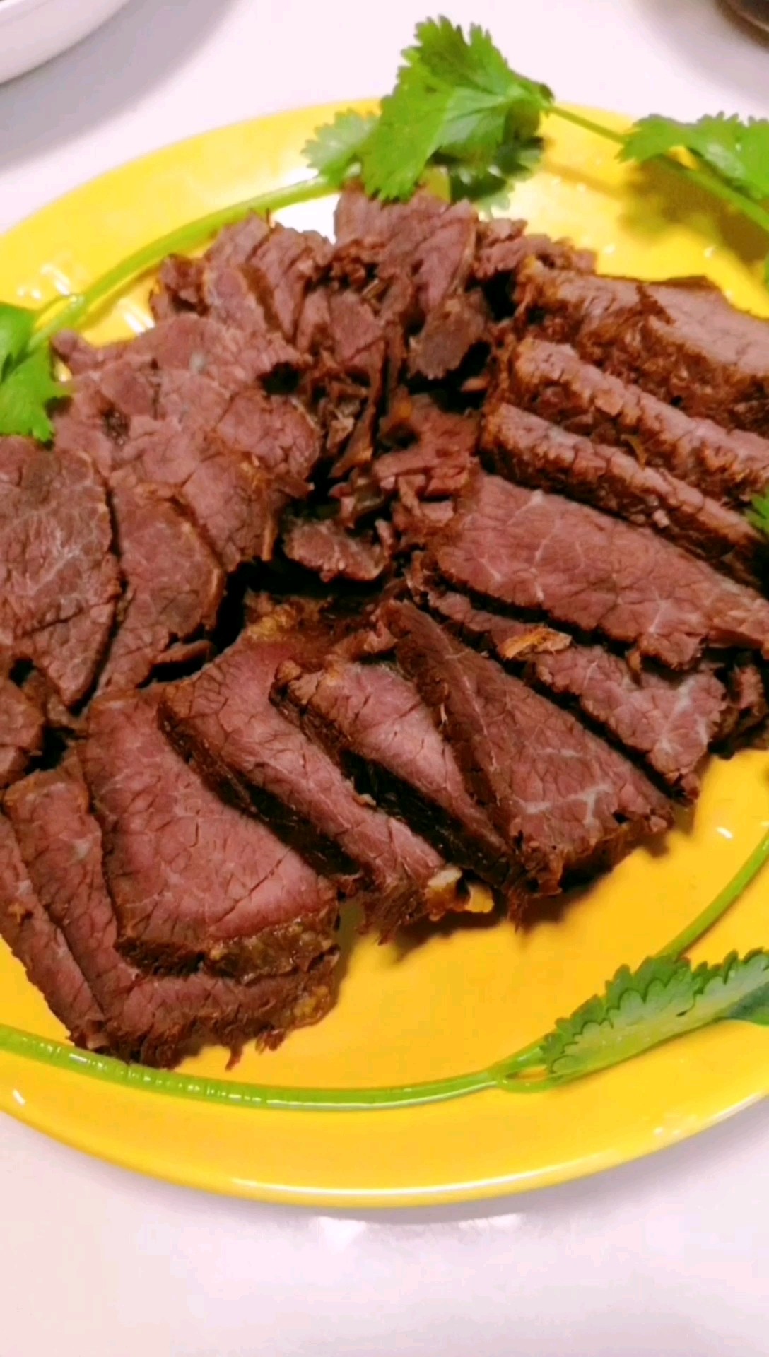 五香鹵牛肉的做法-五香味鹵菜譜