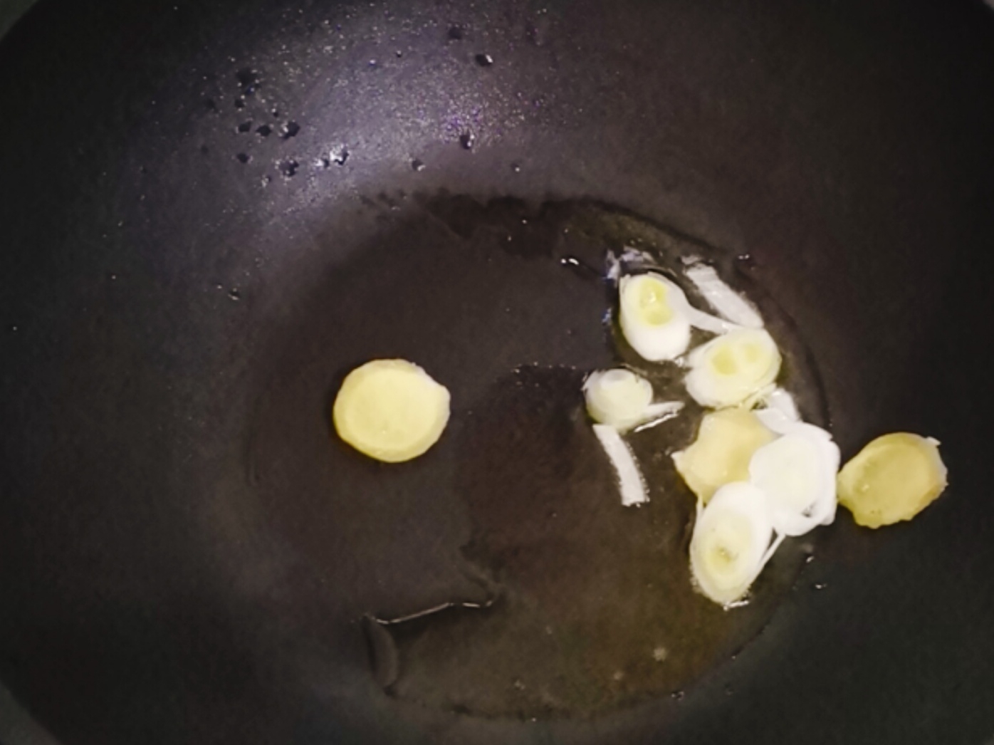 虎皮尖椒釀肉的做法-咸鮮味炒菜譜