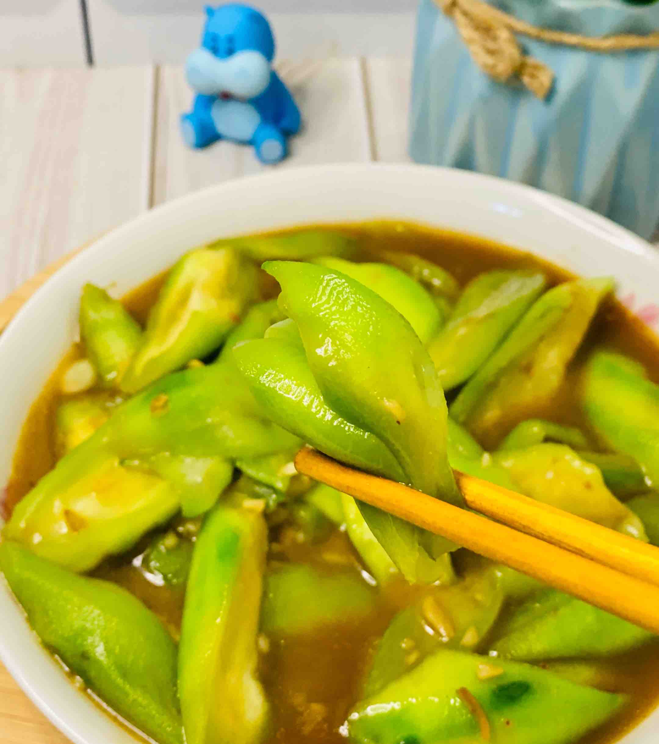 絲瓜這樣炒,比山珍海味還美味,10條不夠吃??便宜超好吃的做法-咸鮮味炒菜譜-易網健康養生網 絲瓜這樣炒,比山珍海味還美味,10條不夠吃??便宜超好吃的做法-咸鮮味炒菜譜