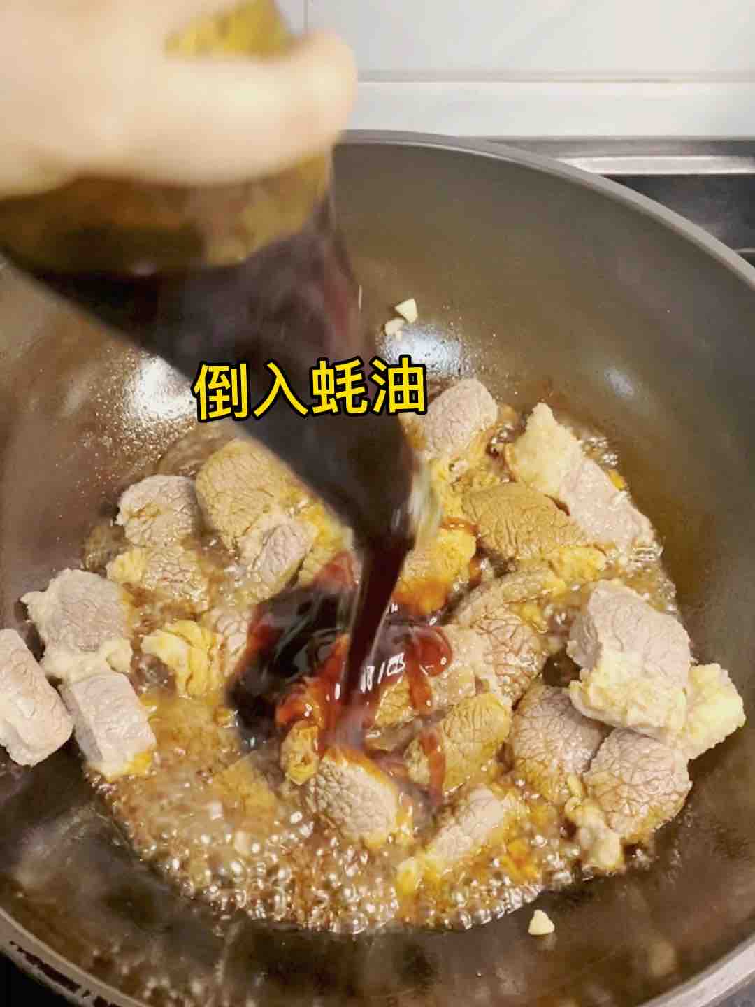 爆香紅燒牛肉燜土豆，這樣煮??一鍋都不夠的做法-家常味醬菜譜