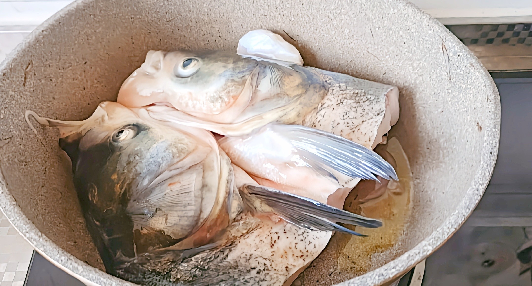 秋冬這樣吃，菜飯一鍋出~魚頭泡餅的做法-咸鮮味燉菜譜