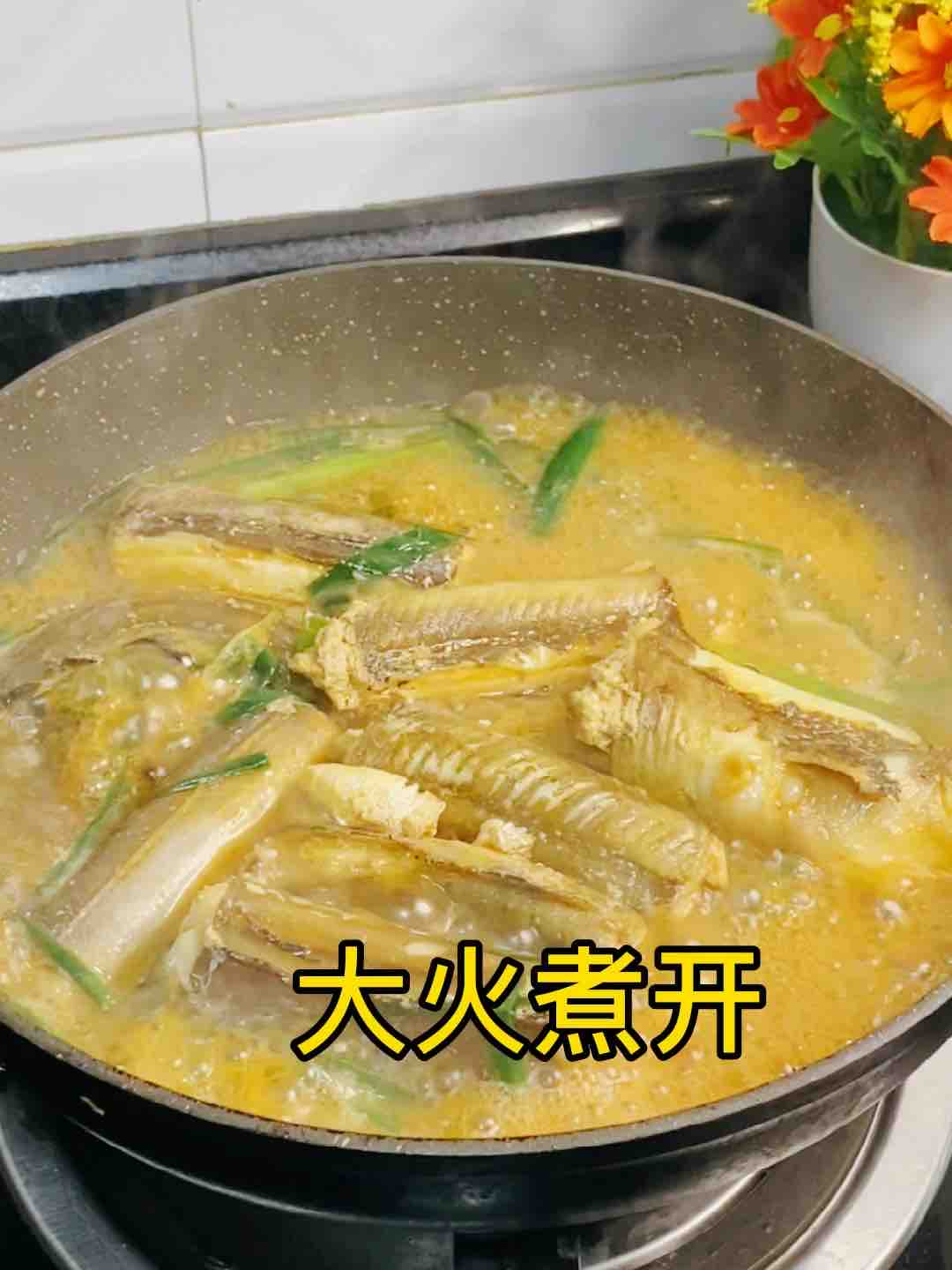 饞哭的家常菜，鰻魚這樣紅燒??超美味??的做法-家常味煮菜譜