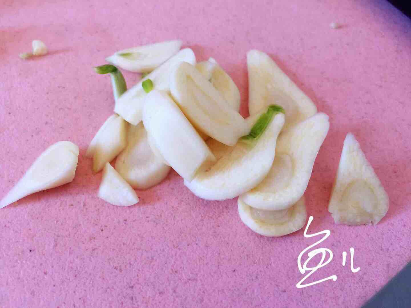 教你杏鮑菇新吃法，上桌就被搶光了！的做法-家常味炒菜譜