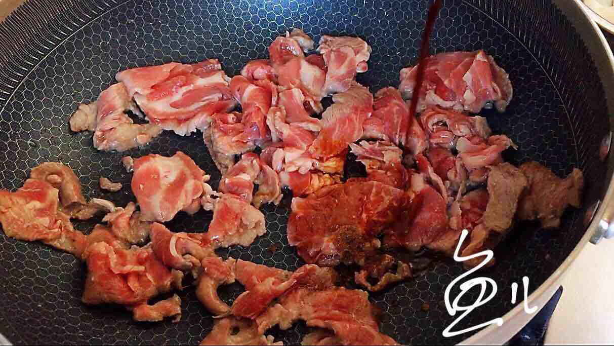 教你杏鮑菇新吃法，上桌就被搶光了！的做法-家常味炒菜譜