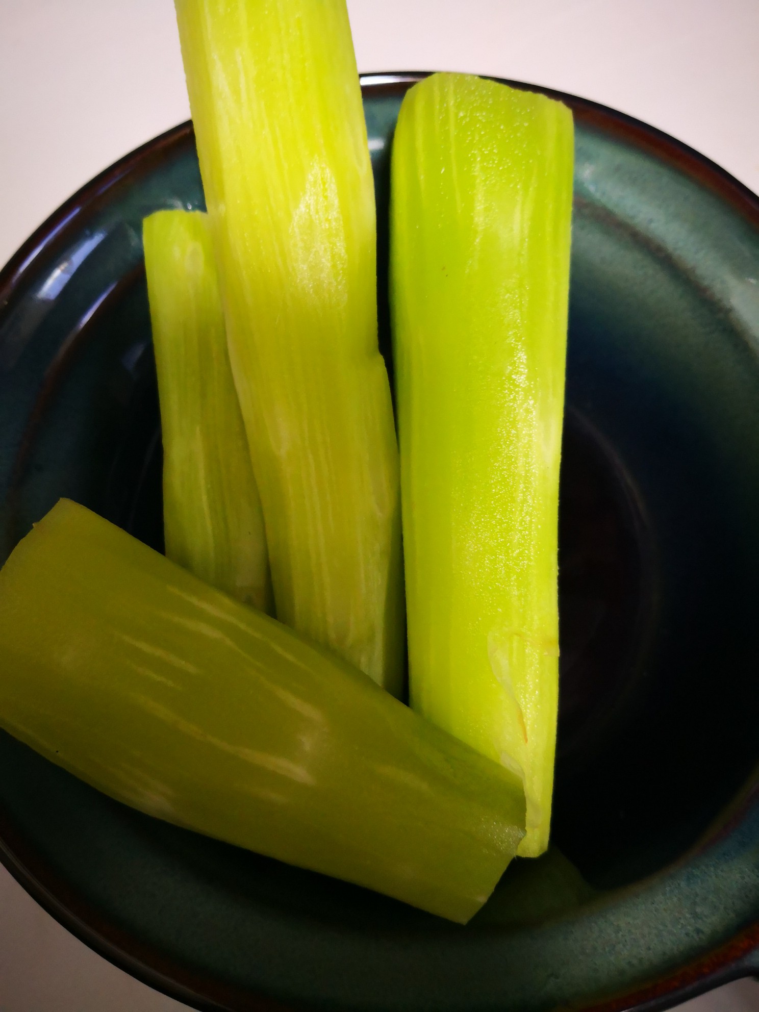 涼拌青筍絲的做法-家常味拌菜譜