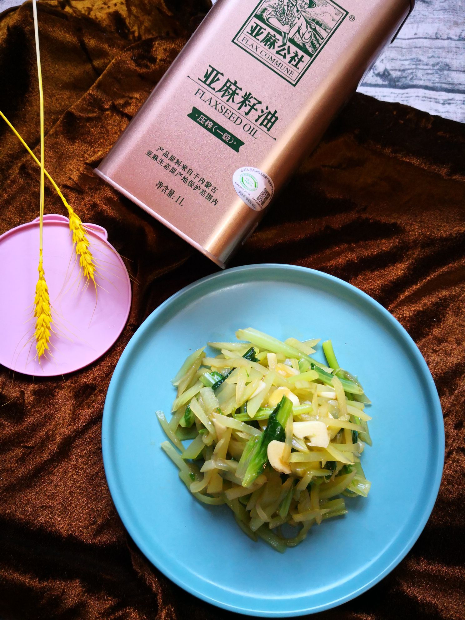 涼拌青筍絲的做法-家常味拌菜譜