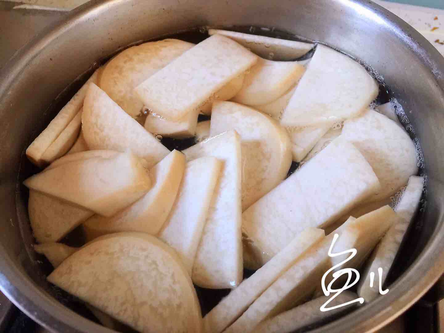 教你杏鮑菇新吃法，上桌就被搶光了！的做法-家常味炒菜譜