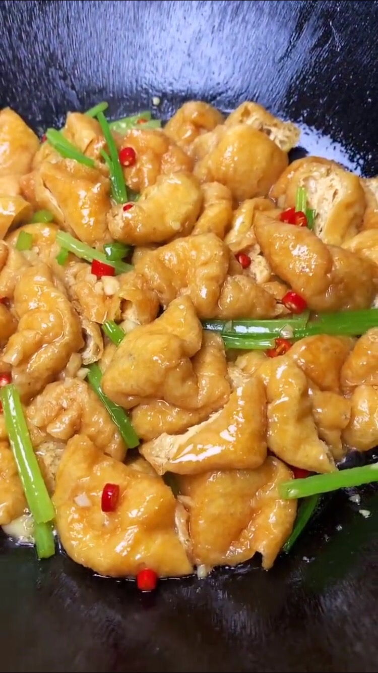 油豆腐的做法-家常味炒菜譜