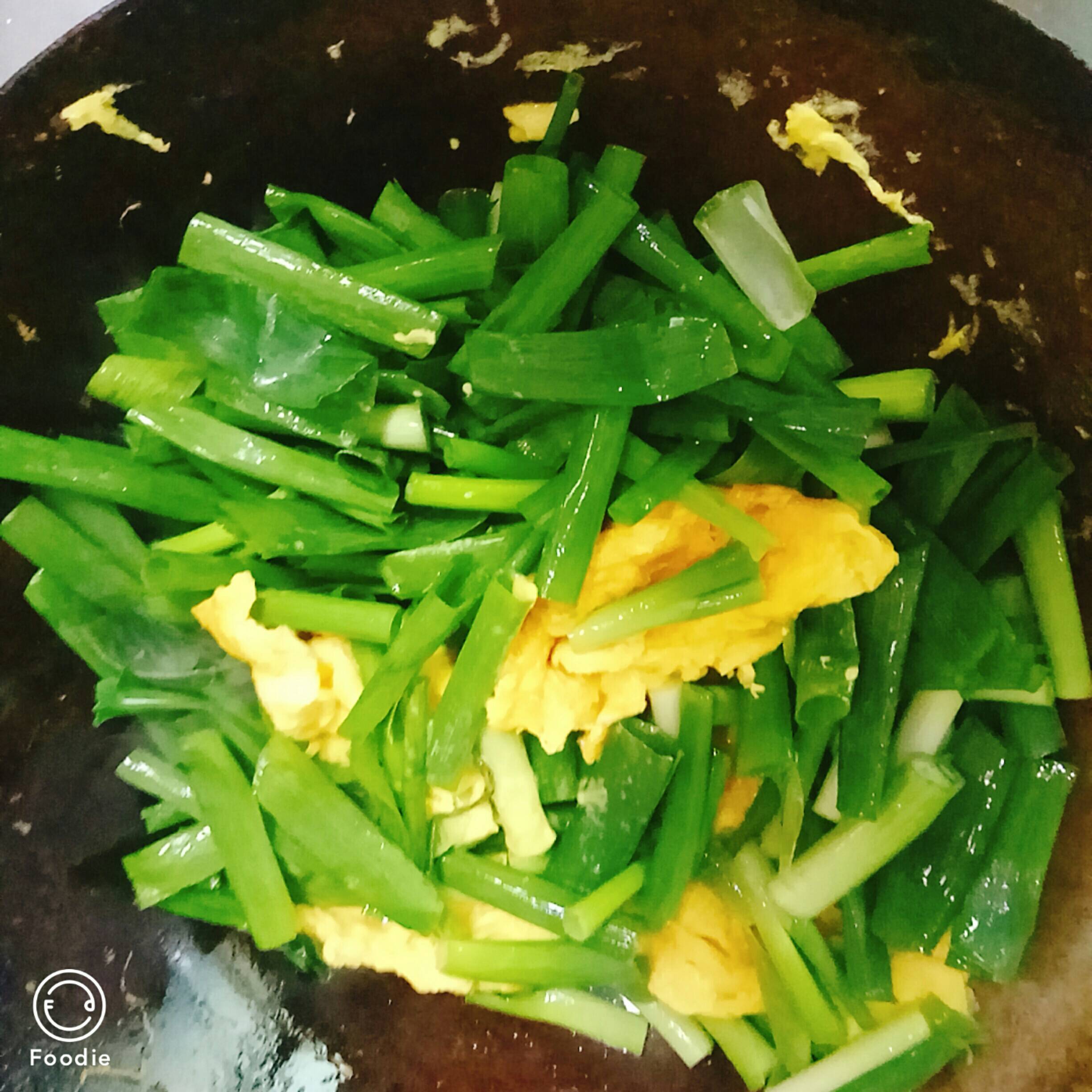 蔥炒雞蛋的做法-家常味炒菜譜