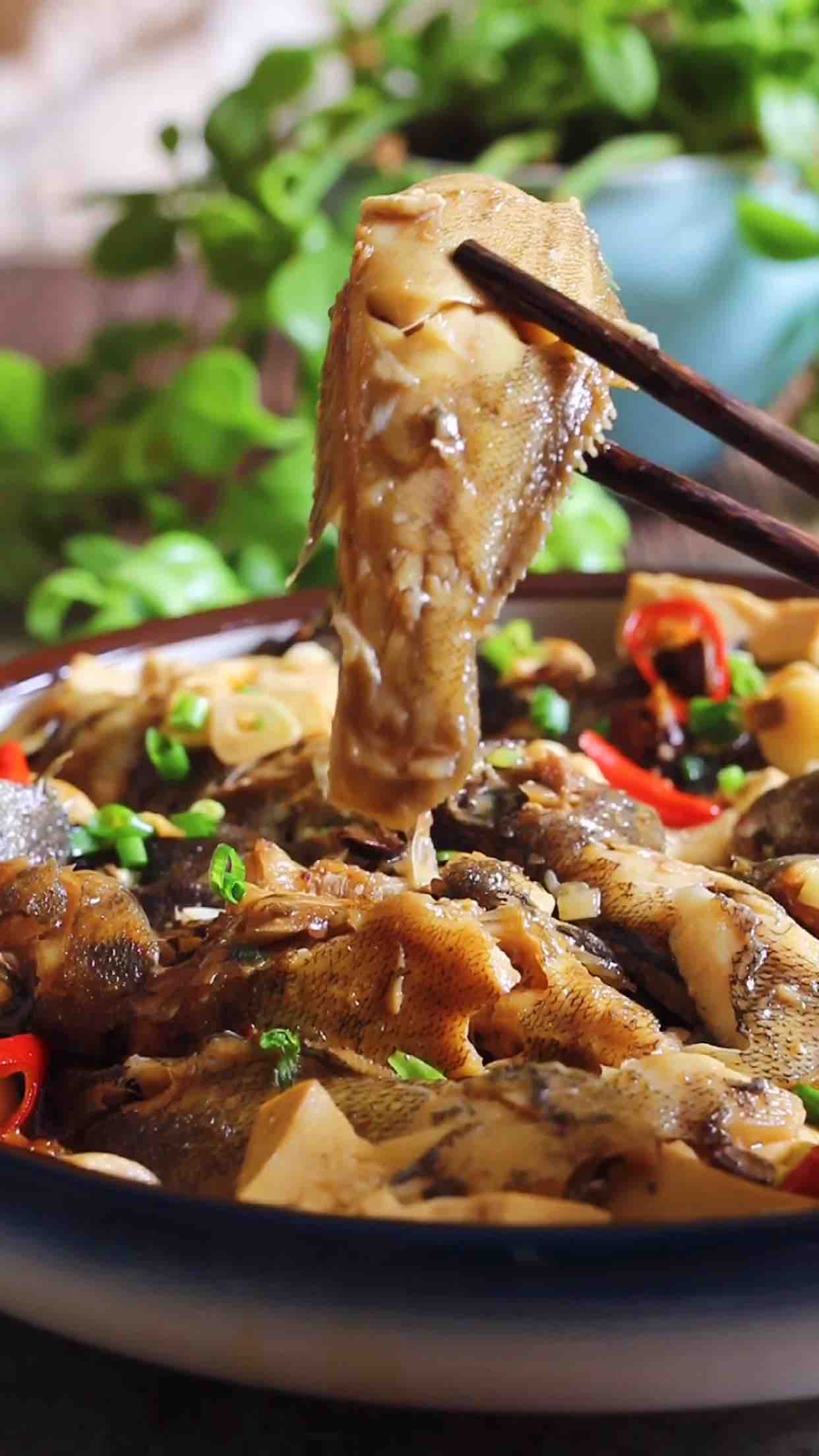 海魚燉豆腐的做法-咸鮮味燉菜譜-易網健康養生網 海魚燉豆腐的做法-咸鮮味燉菜譜