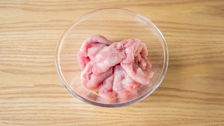 東北硬菜~鍋包肉的做法-酸甜味炸菜譜-易網(wǎng)<a href=http://www.aoa7937.com/ target=_blank class=infotextkey>健康養(yǎng)生</a>網(wǎng) 東北硬菜~鍋包肉的做法-酸甜味炸菜譜