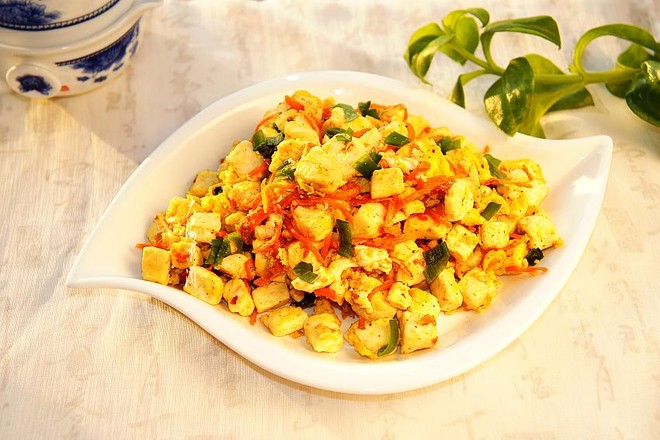 豆腐炒雞蛋的做法-家常味炒菜譜-易網健康養生網 豆腐炒雞蛋的做法-家常味炒菜譜