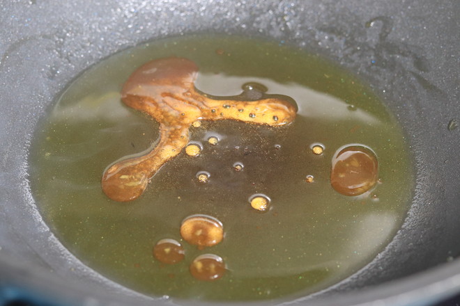五花肉燉土豆的做法-家常味燉菜譜