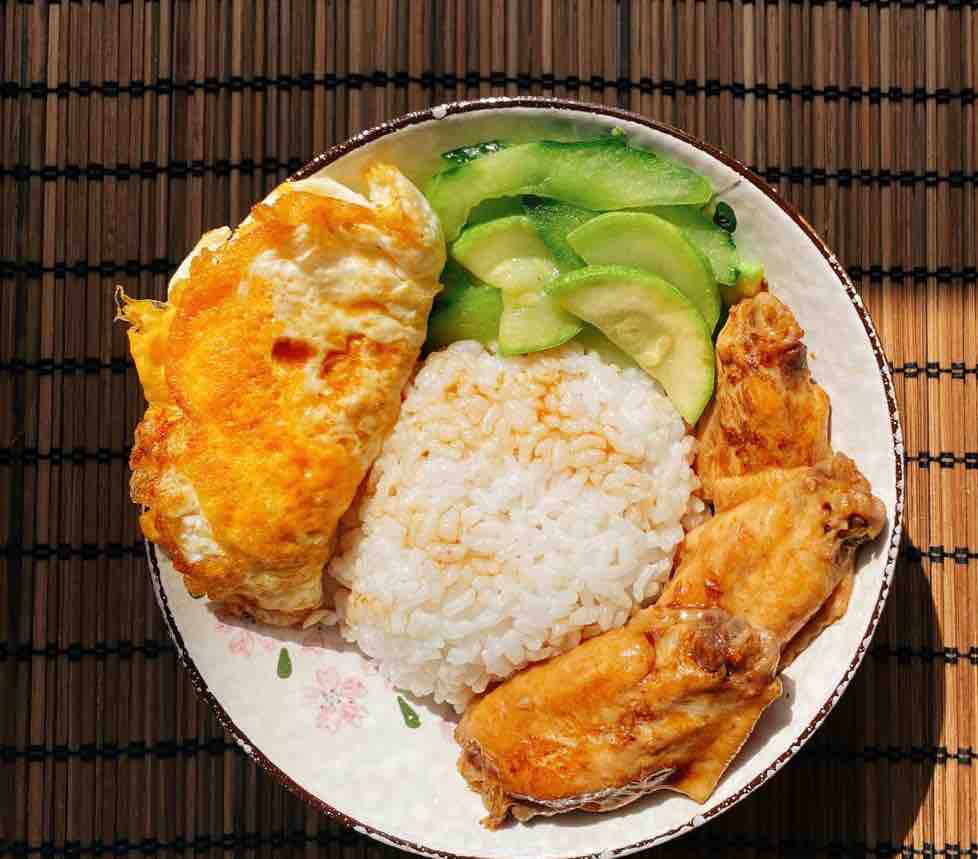 鹵水雞翅飯的做法-家常味煮菜譜