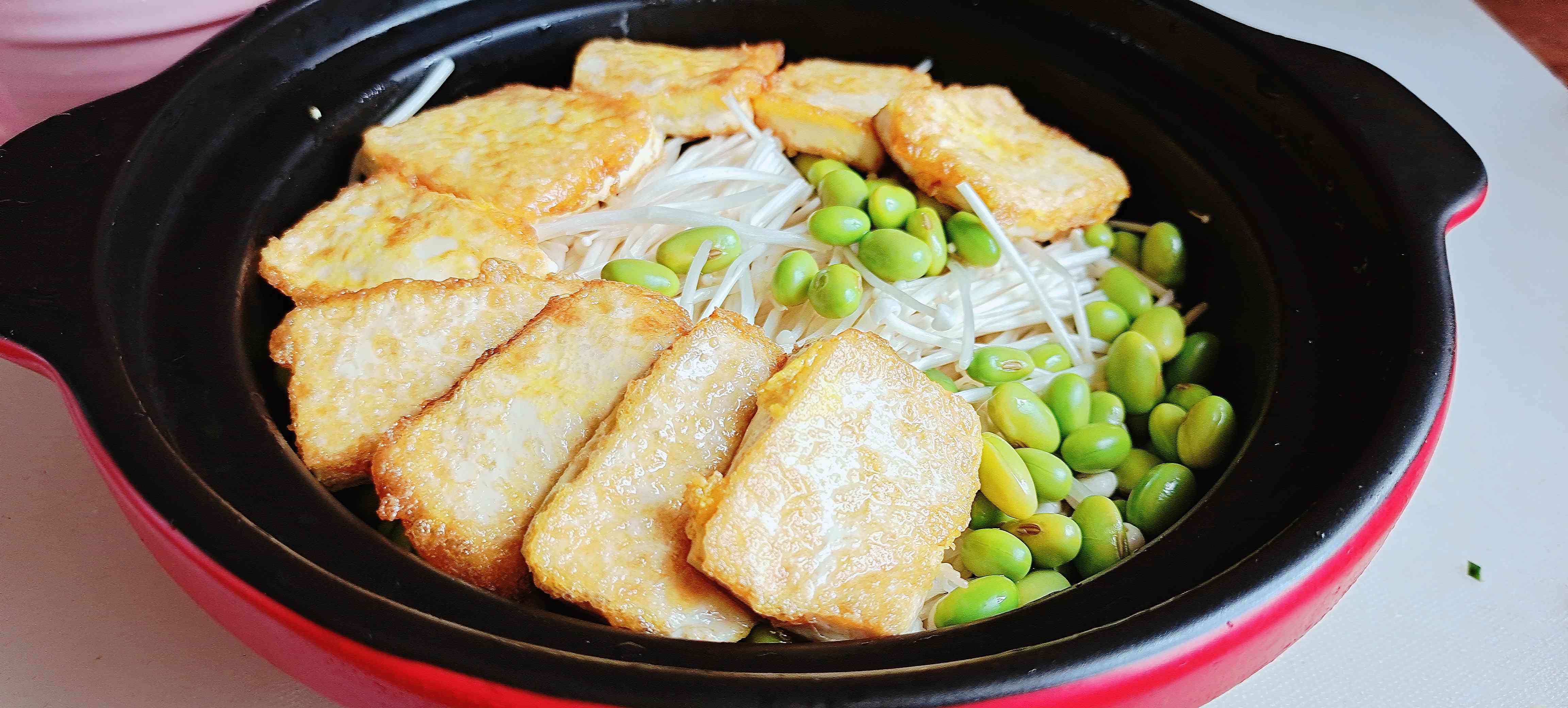 秋冬這樣吃豆腐,暖身又下飯…金針豆腐煲的做法-咸鮮味煲菜譜-易網健康養生網 秋冬這樣吃豆腐,暖身又下飯…金針豆腐煲的做法-咸鮮味煲菜譜