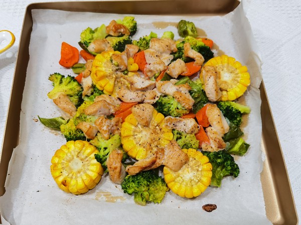西藍花玉米烤雞胸肉的做法-咸鮮味烤菜譜