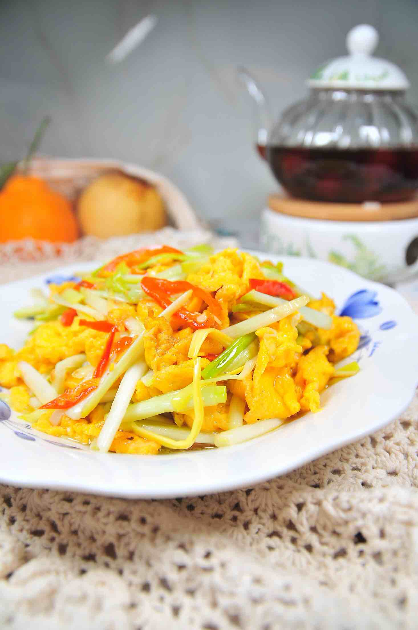 蒜黃炒雞蛋的做法-家常味炒菜譜-易網健康養生網 蒜黃炒雞蛋的做法-家常味炒菜譜