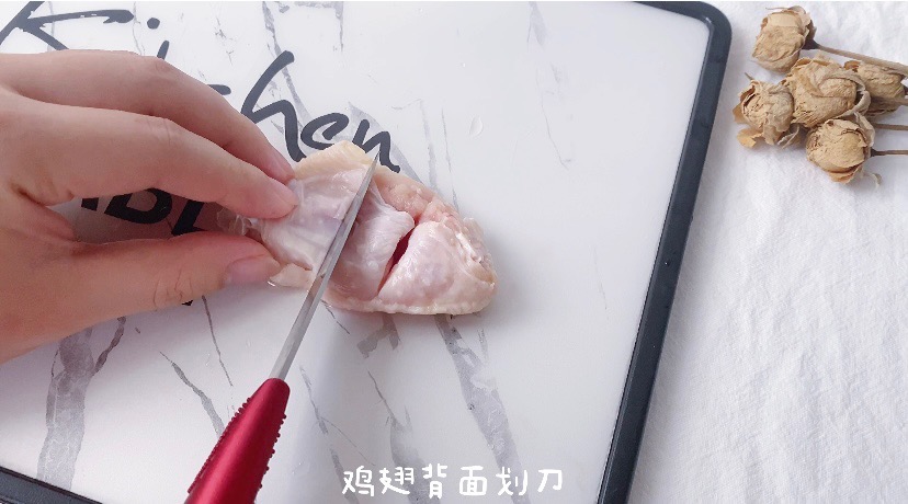 雞翅這么做，清香到舔手指了的做法-其它口味烤菜譜