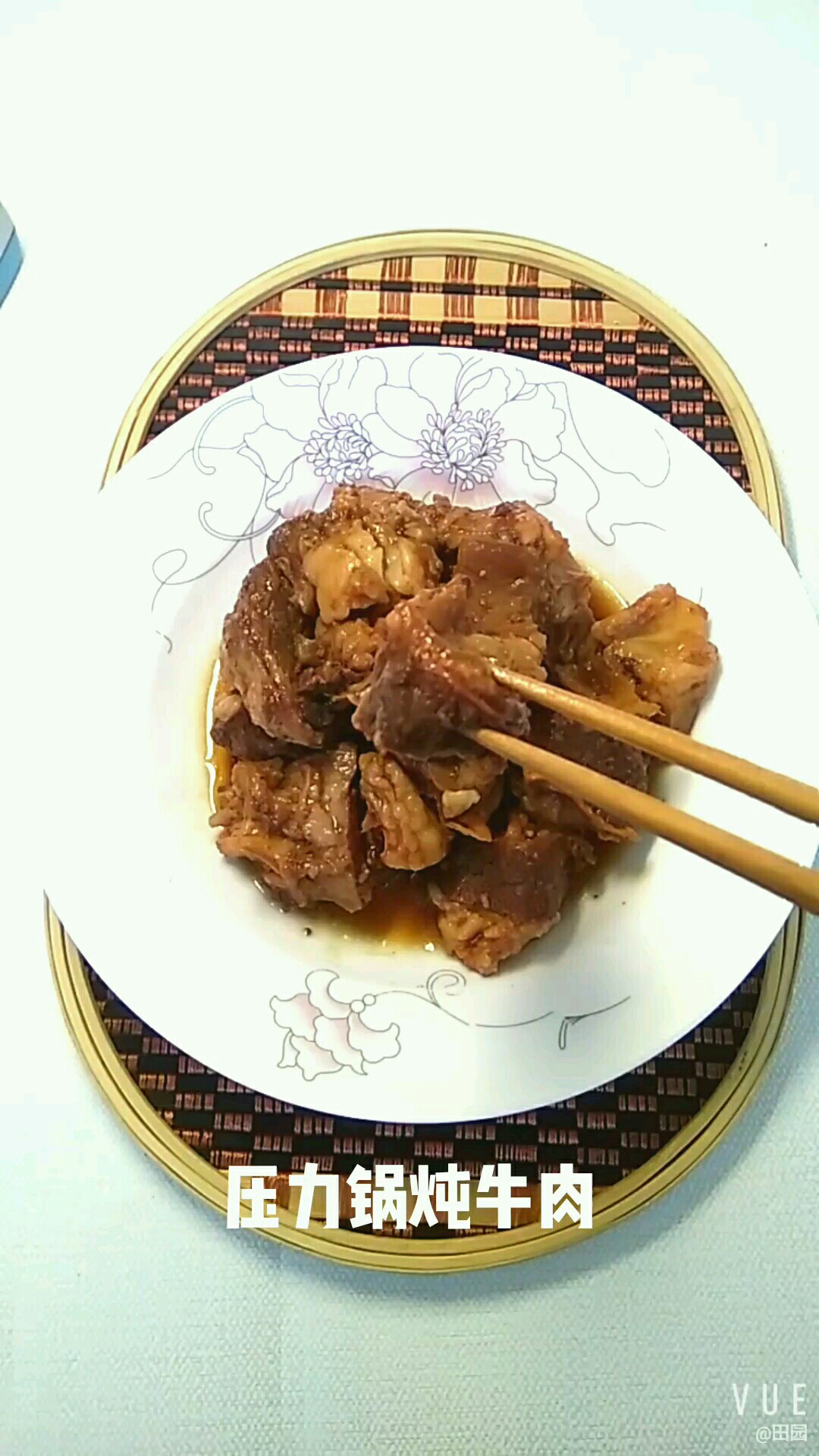 壓力鍋燉牛肉的做法-咸鮮味燉菜譜-易網(wǎng)健康養(yǎng)生網(wǎng) 壓力鍋燉牛肉的做法-咸鮮味燉菜譜