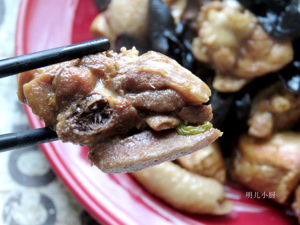 大盤雞的做法-家常味燉菜譜-易網健康養生網 大盤雞的做法-家常味燉菜譜