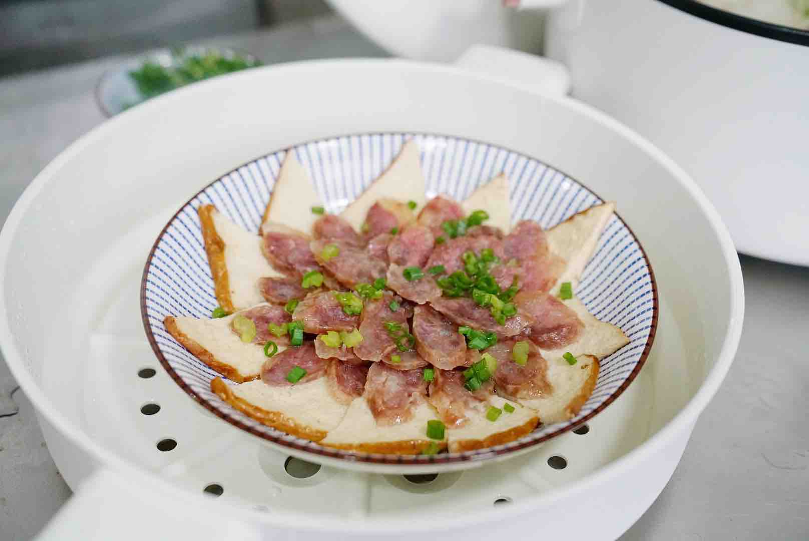 香干子蒸臘腸的做法-家常味蒸菜譜
