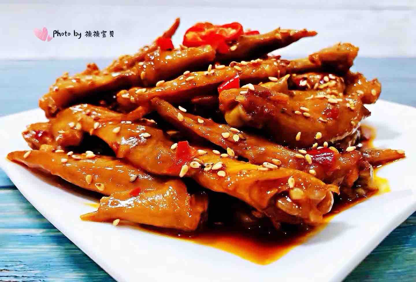 香辣雞翅尖的做法-香辣味燉菜譜-易網健康養生網 香辣雞翅尖的做法-香辣味燉菜譜