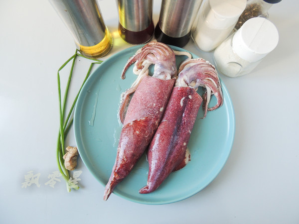 醬烤魷魚的做法-家常味烤菜譜-易網<a href=http://www.aoa7937.com/ target=_blank class=infotextkey>健康養生</a>網 醬烤魷魚的做法-家常味烤菜譜