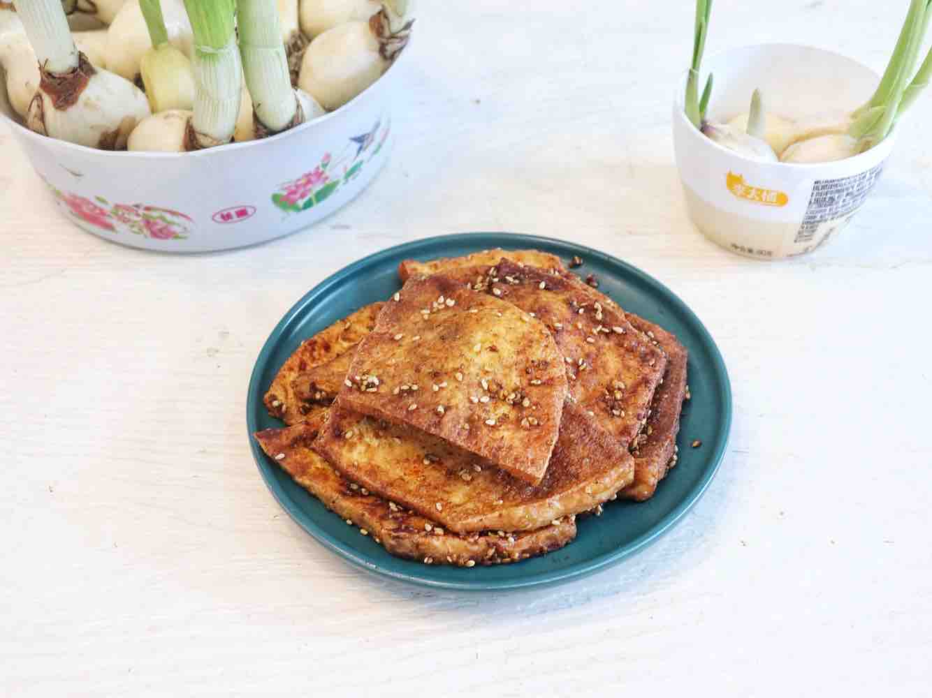 煎豆腐的做法-家常味煎菜譜-易網(wǎng)健康養(yǎng)生網(wǎng) 煎豆腐的做法-家常味煎菜譜