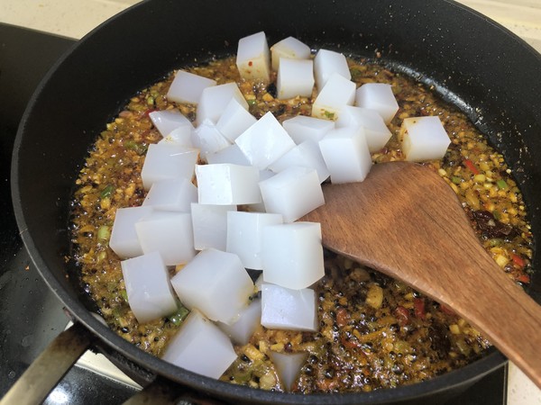 黯然銷魂炒涼粉【附豌豆涼粉制作方法】的做法-香辣味炒菜譜-易網健康養生網 黯然銷魂炒涼粉【附豌豆涼粉制作方法】的做法-香辣味炒菜譜