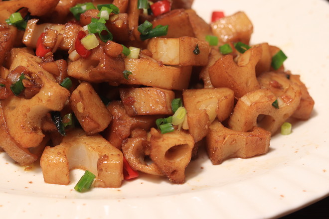 麻辣鮮香,超下飯孜然藕丁!的做法-家常味炒菜譜-易網健康養生網 麻辣鮮香,超下飯孜然藕丁!的做法-家常味炒菜譜