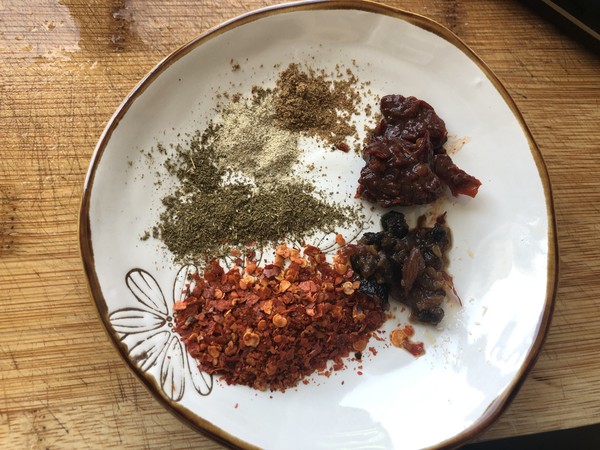 黯然銷魂炒涼粉【附豌豆涼粉制作方法】的做法-香辣味炒菜譜-易網健康養生網 黯然銷魂炒涼粉【附豌豆涼粉制作方法】的做法-香辣味炒菜譜