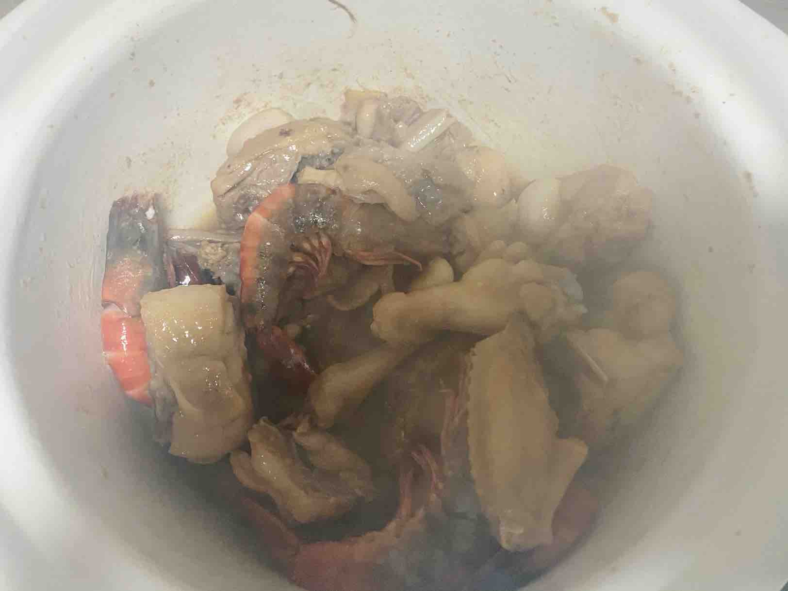 海鮮雞煲的做法-咸鮮味燜菜譜