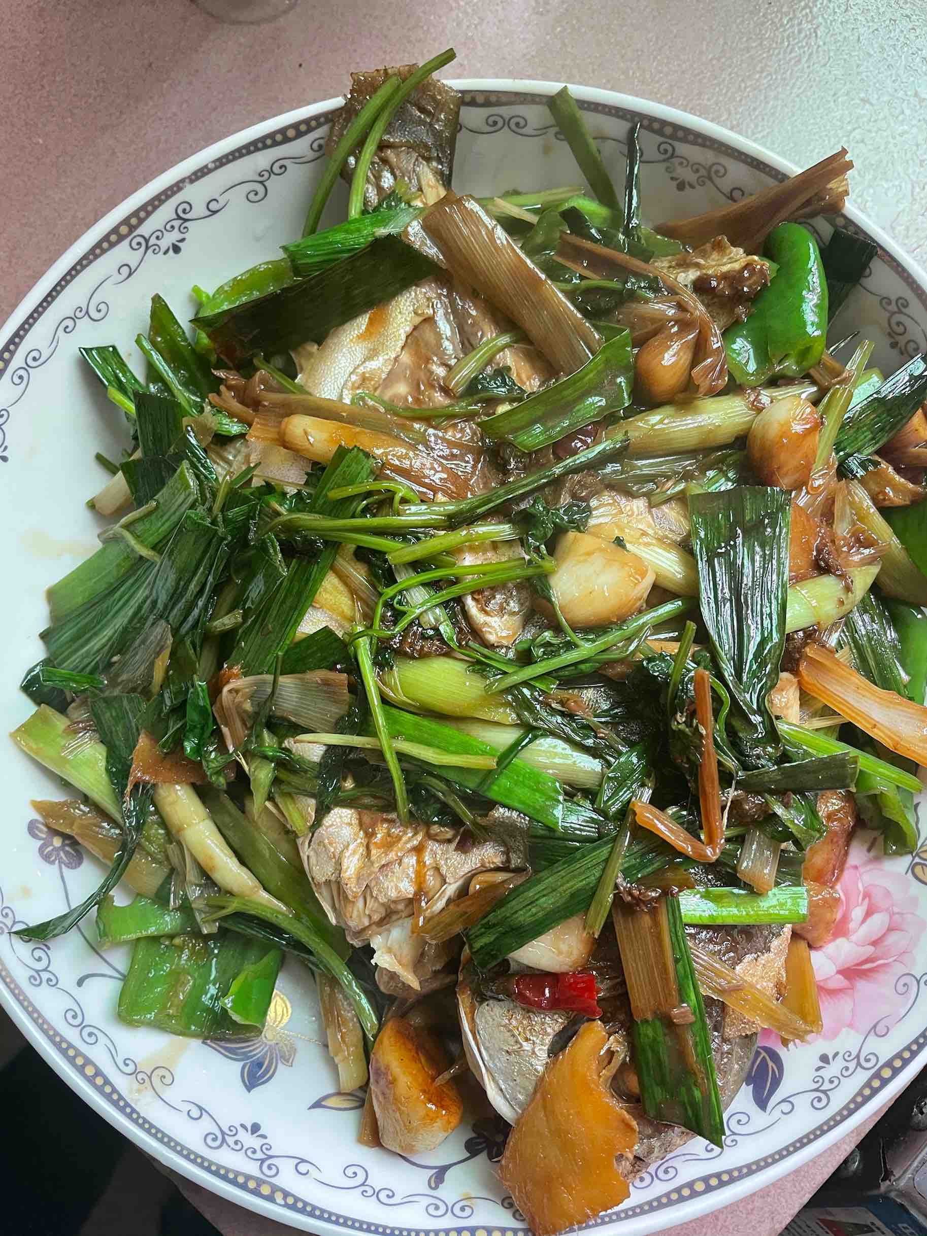 紅燒魚的做法-咸鮮味燒菜譜-易網(wǎng)健康養(yǎng)生網(wǎng) 紅燒魚的做法-咸鮮味燒菜譜
