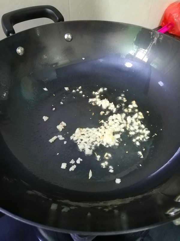 跟著大咖學做美食~~醋溜土豆絲的做法-酸味炒菜譜
